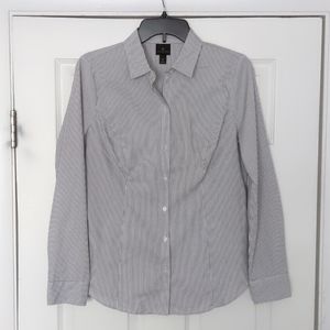 Worthington Women's Blouse Size 8 - Gray & White Stripe